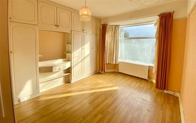 1 Highfield Lawn, Model Farm Road, Cork City