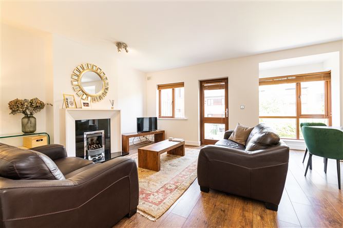 24 The Gardens, Carrickmines Manor, Carrickmines, Dublin 18
