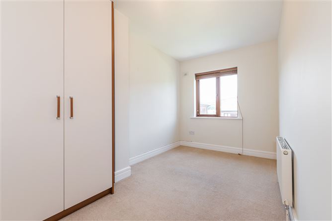 24 The Gardens, Carrickmines Manor, Carrickmines, Dublin 18