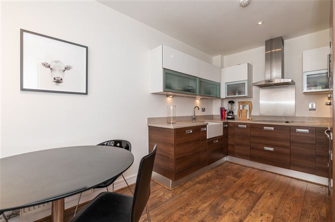 24 The Gardens, Carrickmines Manor, Carrickmines, Dublin 18