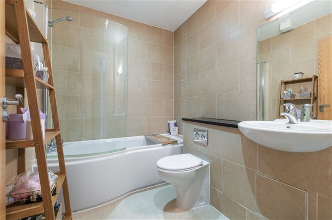 24 The Gardens, Carrickmines Manor, Carrickmines, Dublin 18