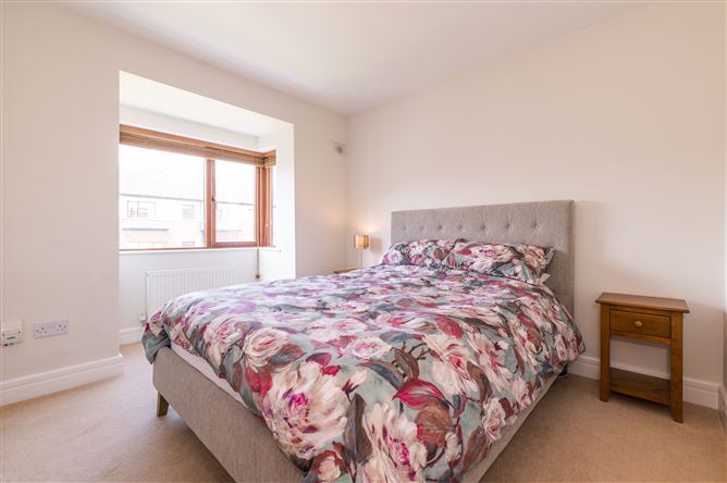 24 The Gardens, Carrickmines Manor, Carrickmines, Dublin 18