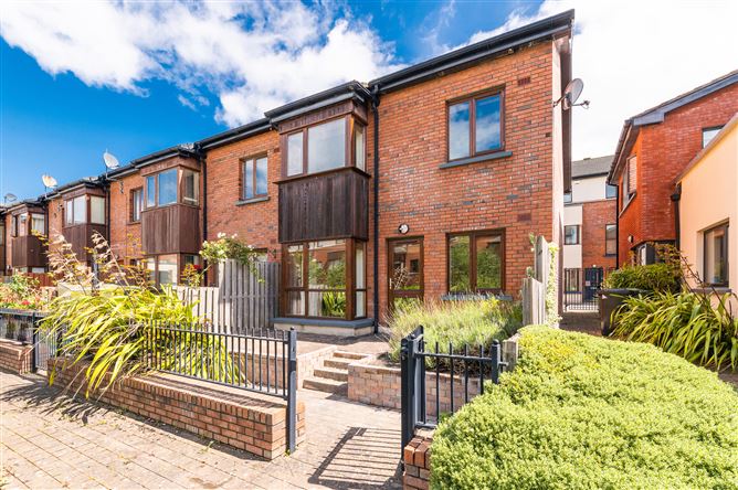 24 The Gardens, Carrickmines Manor, Carrickmines, Dublin 18