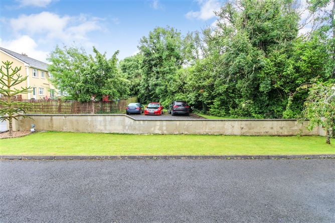 11 Woodville, Leitrim Village, Co. Leitrim