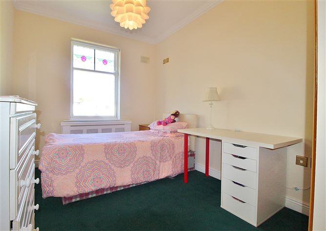 137 Seafield Road East, Clontarf, Dublin 3