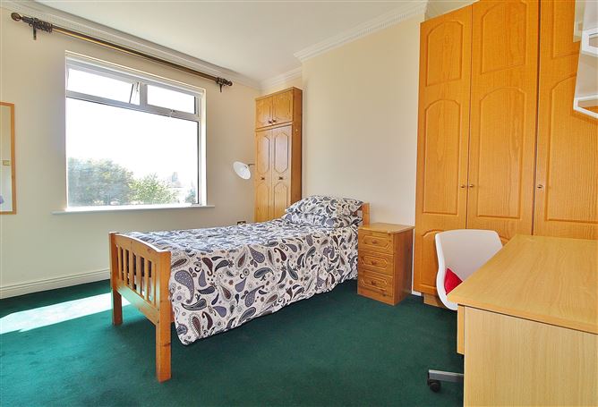 137 Seafield Road East, Clontarf, Dublin 3