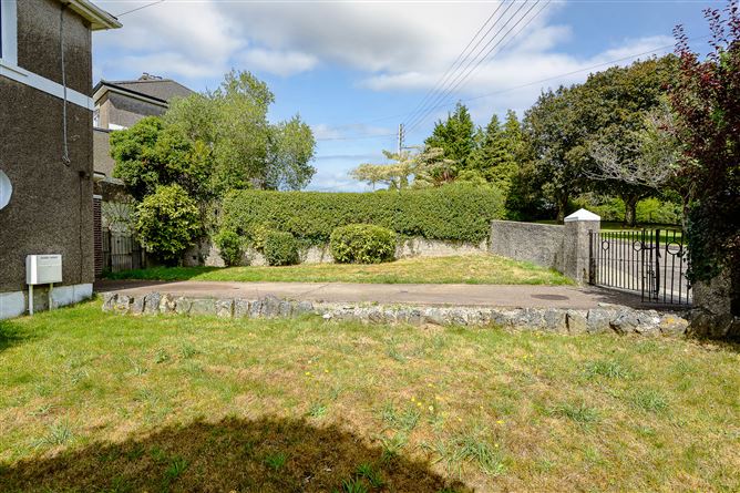Photo 25 of 34 — Hillside, 8 Lake Lawn, Well Road, Douglas, Cork