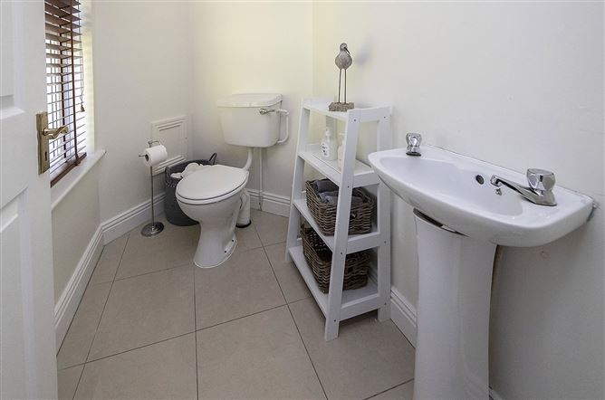 97 Cruachan, Abbeyside, Dungarvan, Co. Waterford