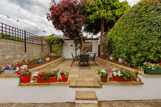 35 Thomas Moore Road , Walkinstown,   Dublin 12