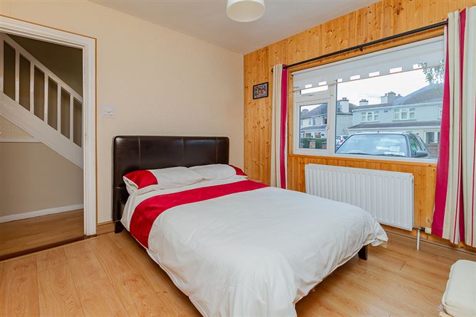 35 Thomas Moore Road , Walkinstown,   Dublin 12