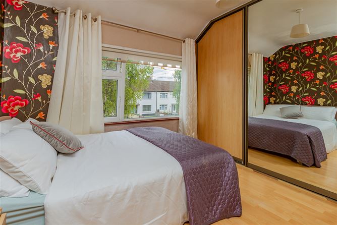 35 Thomas Moore Road , Walkinstown,   Dublin 12