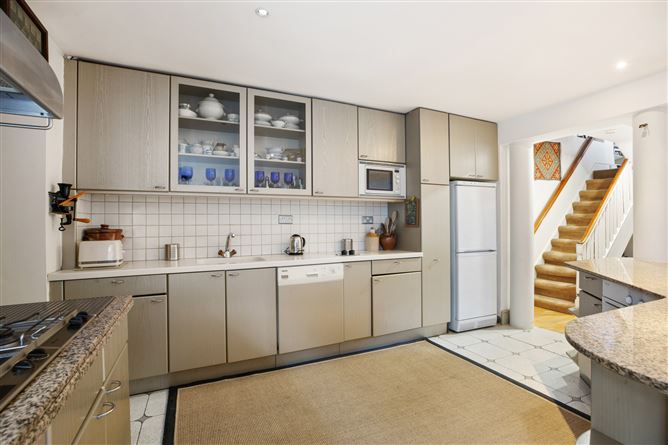 3 Wellington Place, Ballsbridge, Dublin 4