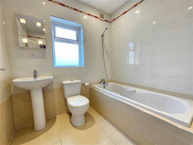 43 Moyard, Shanballa, Ennis, Co. Clare