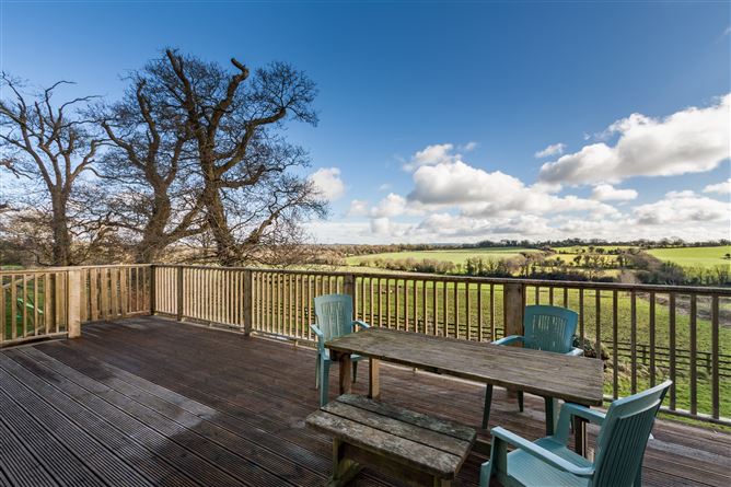 Horetown Stables, Horetown, Foulksmills, Wexford