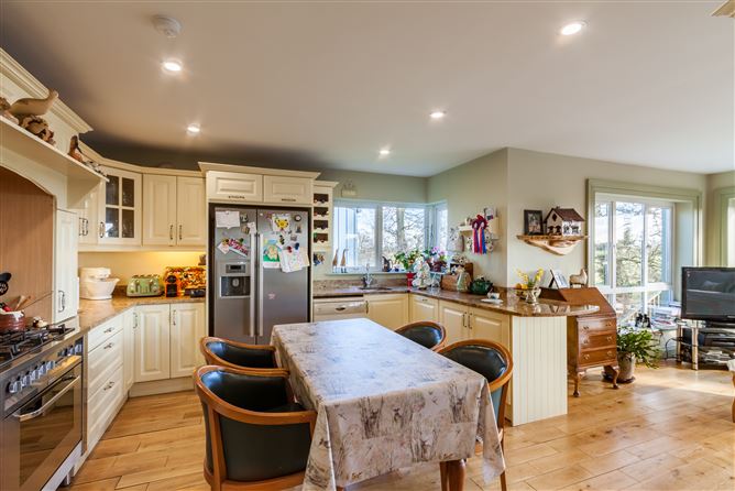 Horetown Stables, Horetown, Foulksmills, Wexford