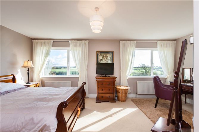 Horetown Stables, Horetown, Foulksmills, Wexford