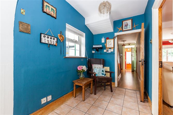 15 Blackquiere Villas, Off North Circular Road, Royal Canal Bank, Dublin 7