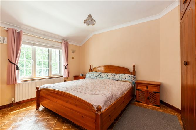 15 Blackquiere Villas, Off North Circular Road, Royal Canal Bank, Dublin 7