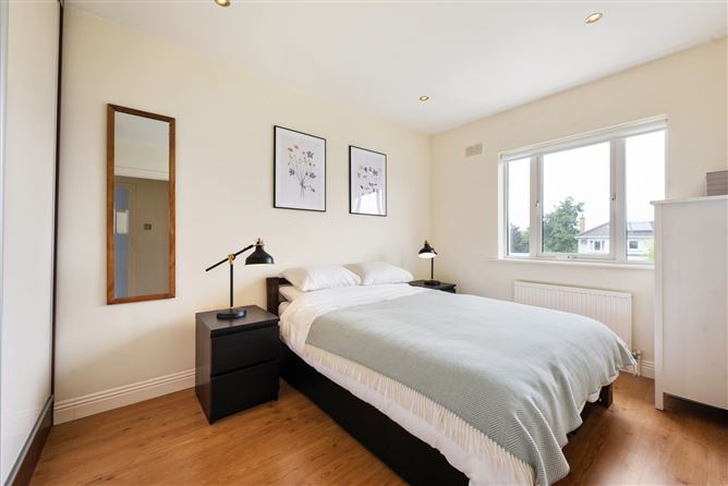 2 Woodstown Dale, Knocklyon, Dublin 16