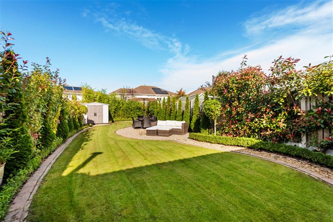 2 Woodstown Dale, Knocklyon, Dublin 16