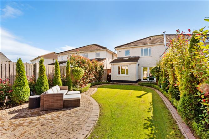 2 Woodstown Dale, Knocklyon, Dublin 16