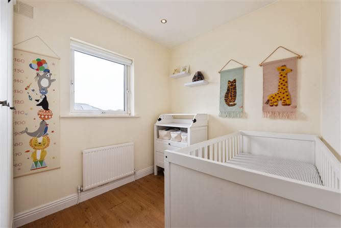 2 Woodstown Dale, Knocklyon, Dublin 16