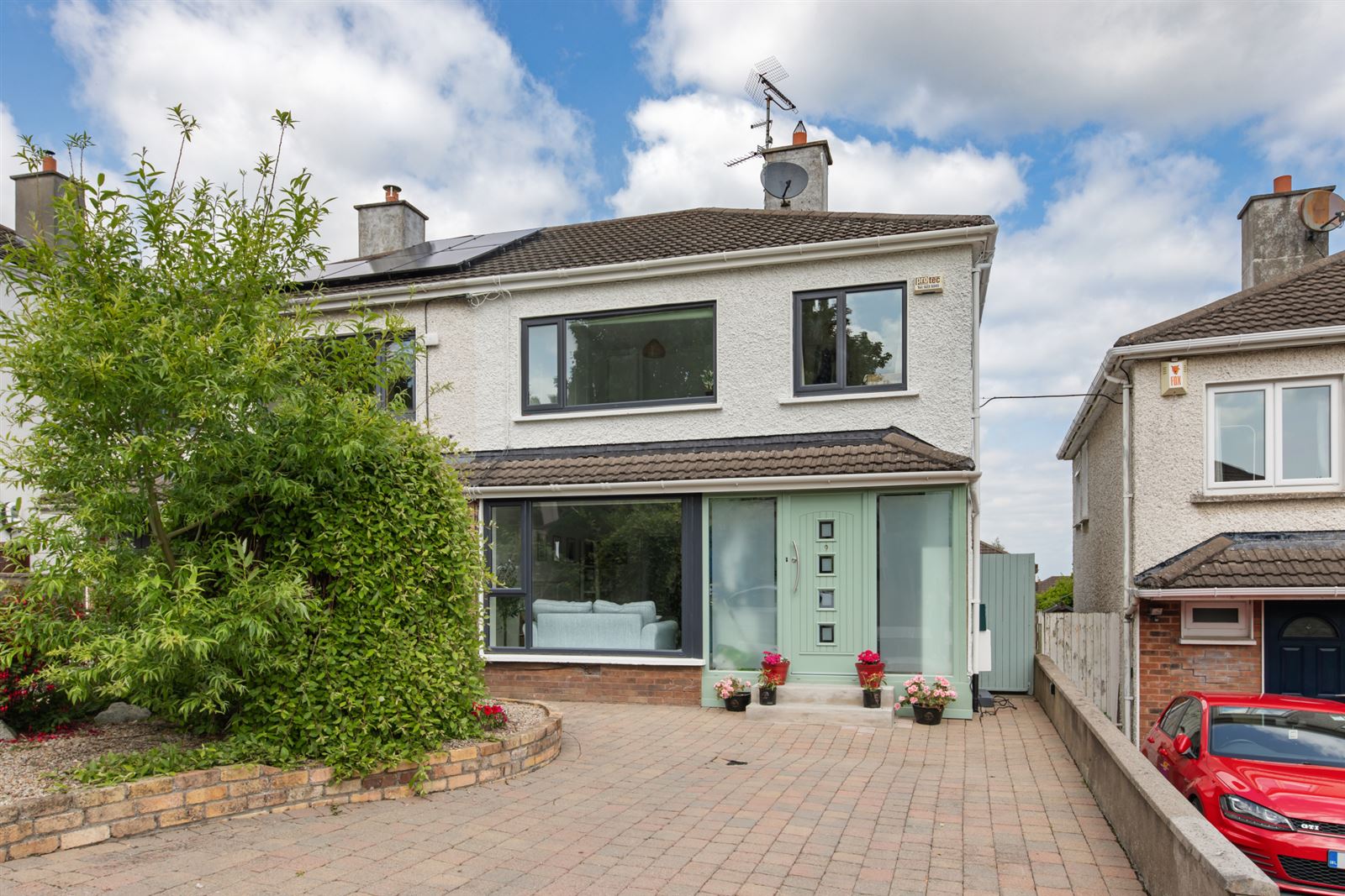 Photo 1 of 22 — 9 Highland Grove, The Park, Cabinteely, Dublin 18