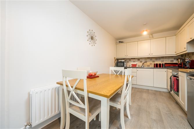 15 Burnside, Santry, Dublin 9