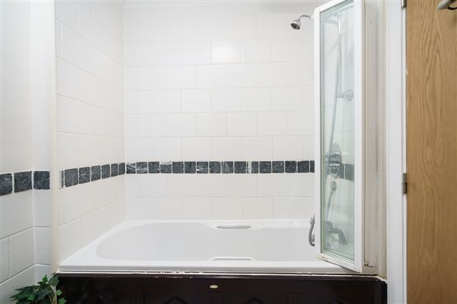 9 The Cedars, Dunstaffnage Hall, Stillorgan, County Dublin