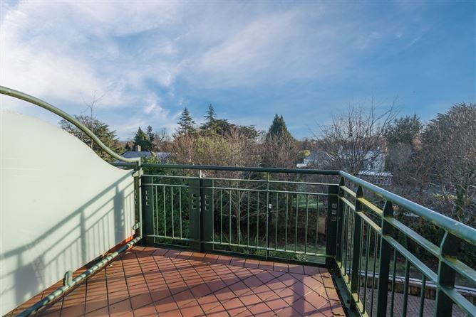 9 The Cedars, Dunstaffnage Hall, Stillorgan, County Dublin