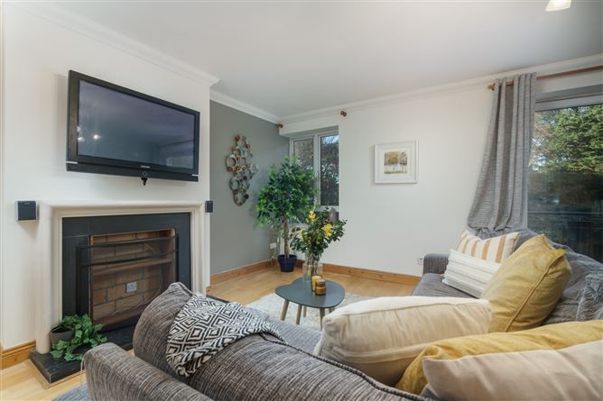 9 The Cedars, Dunstaffnage Hall, Stillorgan, County Dublin