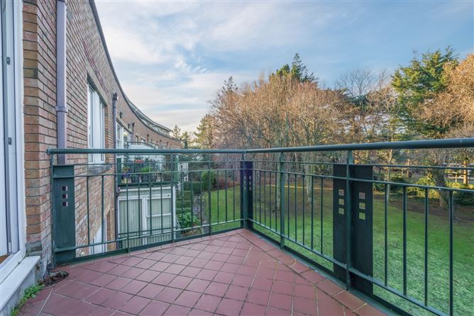9 The Cedars, Dunstaffnage Hall, Stillorgan, County Dublin