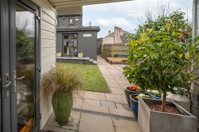 Locmor, Fairy Lawn, The Lough, Cork