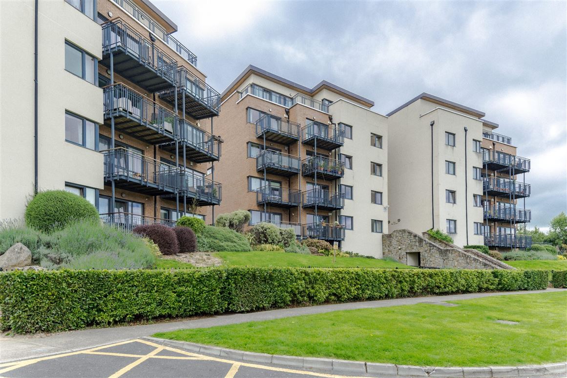 Apartment 75 The Crescent, Carrickmines Manor , Carrickmines, Dublin