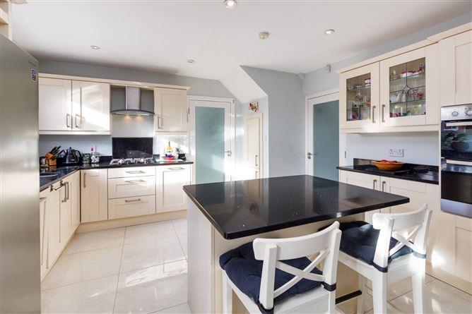 2 Alden Park, Sutton, Dublin 13