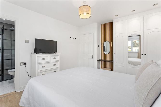 18 Finnsview, Finnstown Priory, Lucan, Dublin
