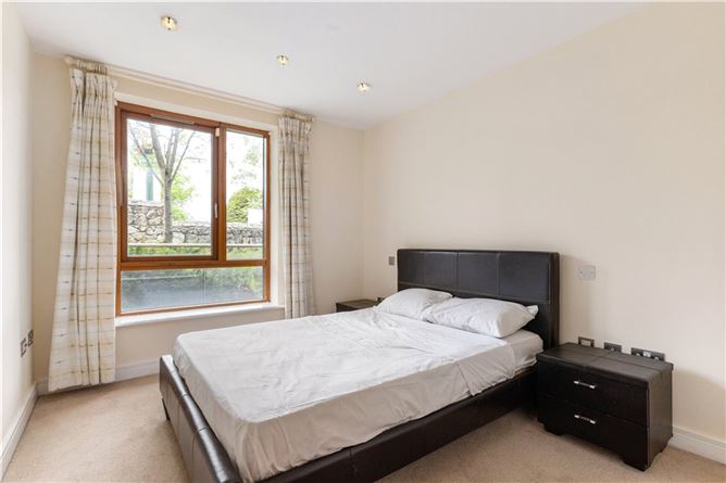 10 Newpark, Newtownpark Avenue, Blackrock, Co. Dublin