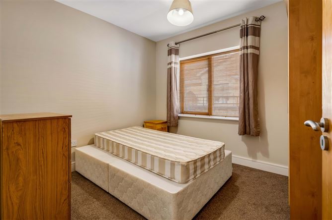 8 The Courtyard, Ashbourne, Co. Meath