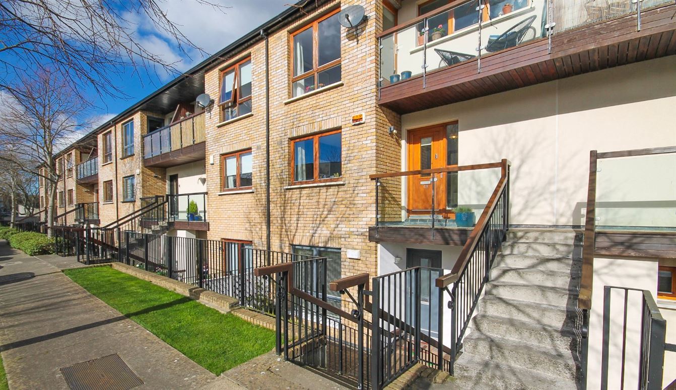 49 Hunters Hill, Hunters Wood, Ballycullen, Dublin 24