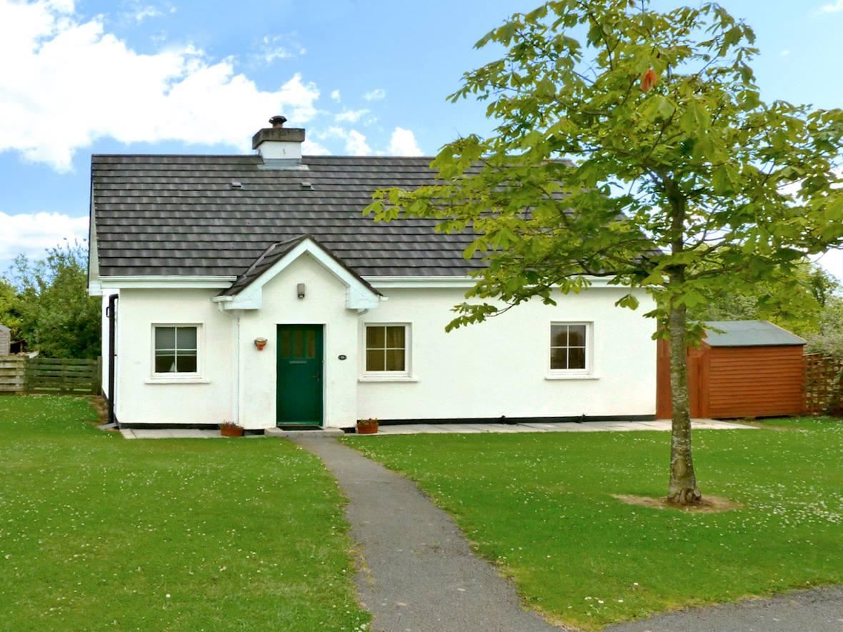3 Bed in Brittas Bay,Brittas Bay,  Wicklow