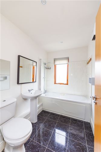 131 Hunters Green, Hunters Wood, Ballycullen, Dublin 24