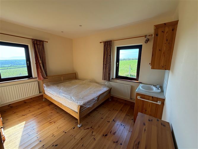 Ballinvounig, Dingle, Kerry