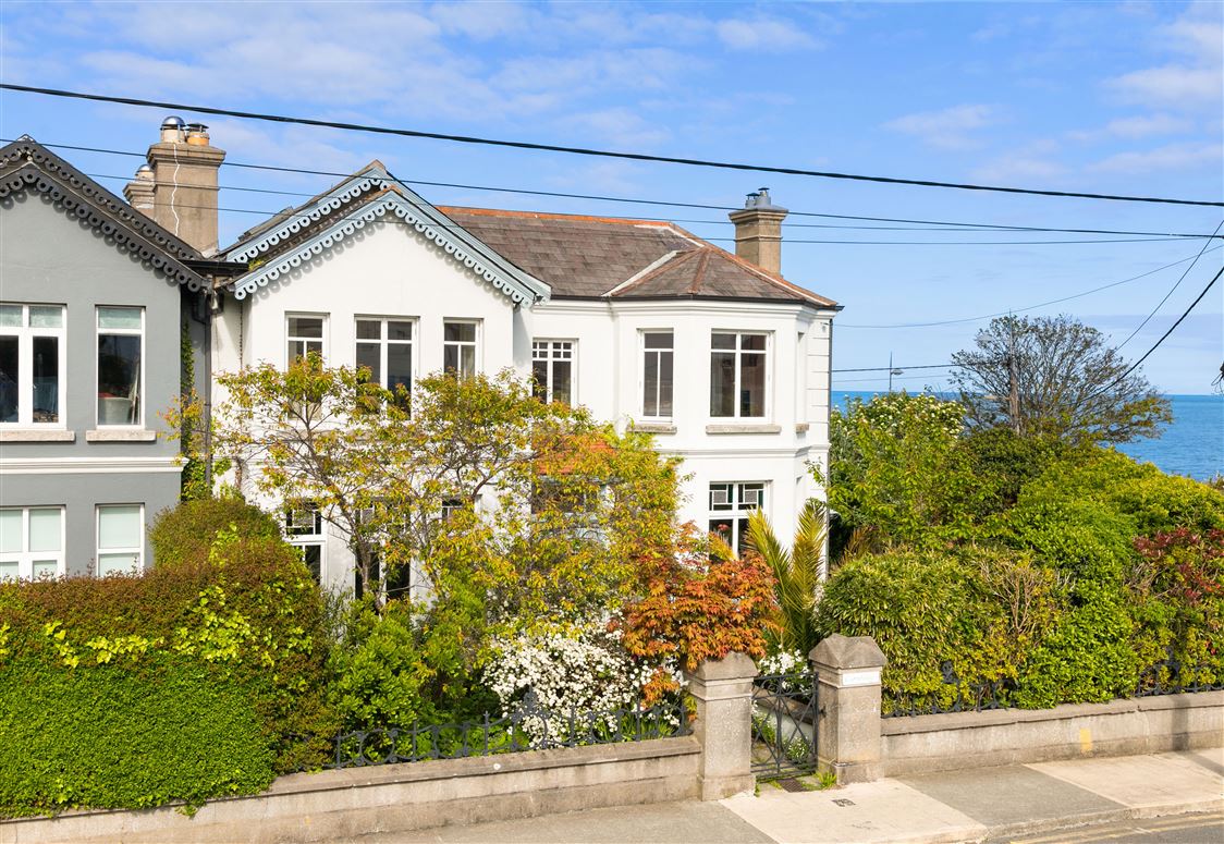 Carraholly, La Touche Road, Greystones, Wicklow