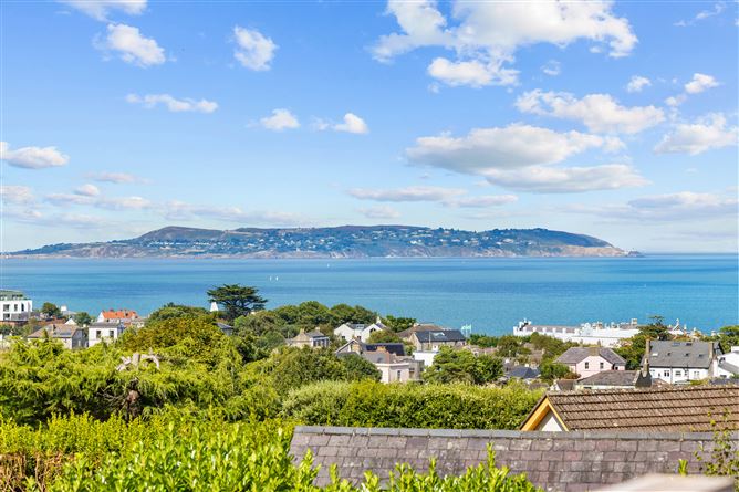 Photo 33 of 51 — 6 Knocknacree Park, Dalkey, County Dublin