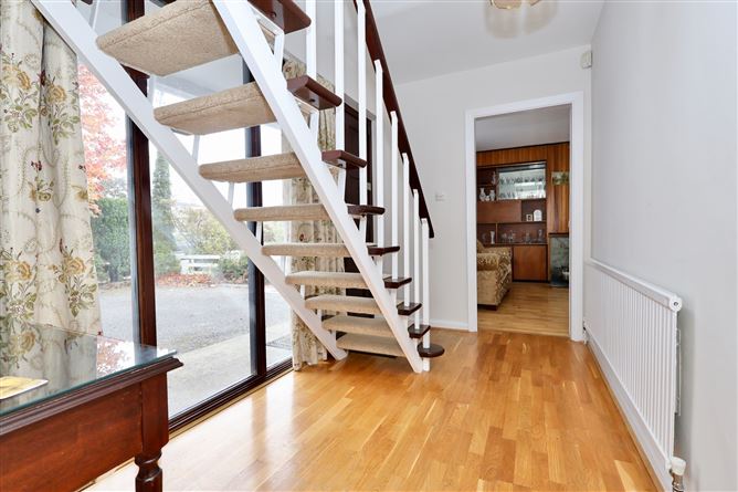 Villeneuve, 13 Roscommon Road, Athlone, Co. Westmeath