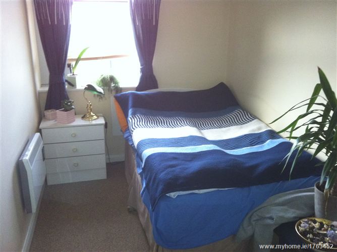 58 College View, Ballymun,  Dublin 11