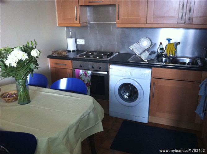 58 College View, Ballymun,  Dublin 11