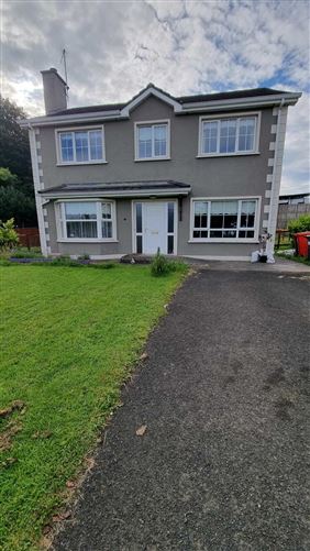 12 Lawnsdale, Ballybofey, Co. Donegal