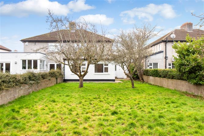 16 Orchardstown Park, Rathfarnham, Dublin 14