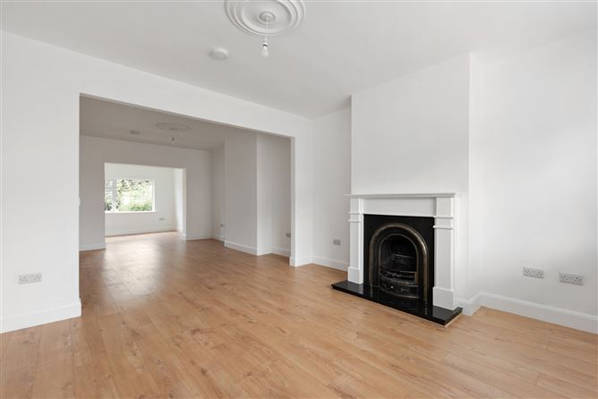 16 Orchardstown Park, Rathfarnham, Dublin 14